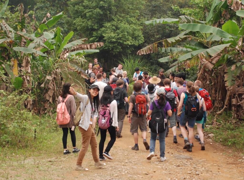 Students from Sun Yat-Sen and Plymouth University on field work in Guangdong Province.