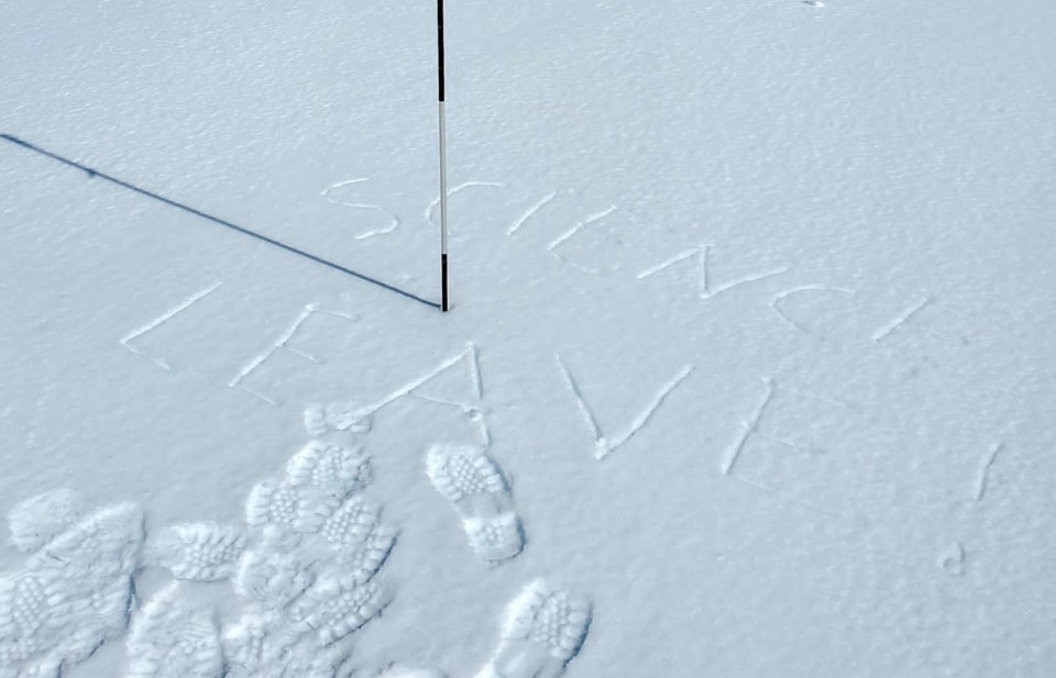 Snow accumulation pole at basecamp, Portal Point, installed on 15 Dec 2021. (c) Antarctic Quest 21.